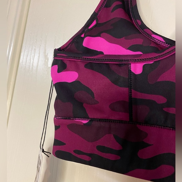 Women’s Camo Sports Bra Medium - Picture 5 of 7